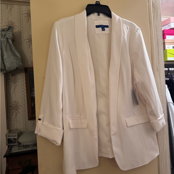Jackets & Blazers - Petite White Blazer